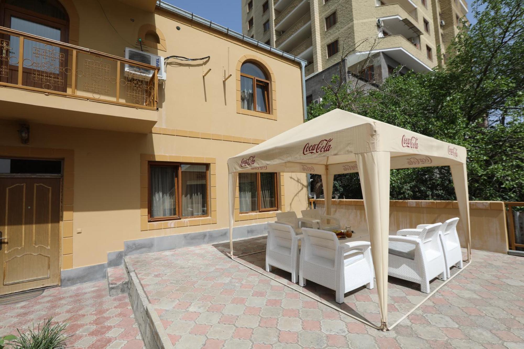 Popock Baghramyan Bed & Breakfast Yerevan Exterior photo