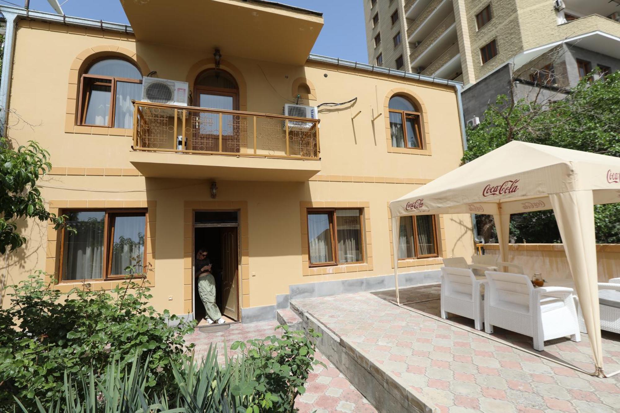 Popock Baghramyan Bed & Breakfast Yerevan Exterior photo